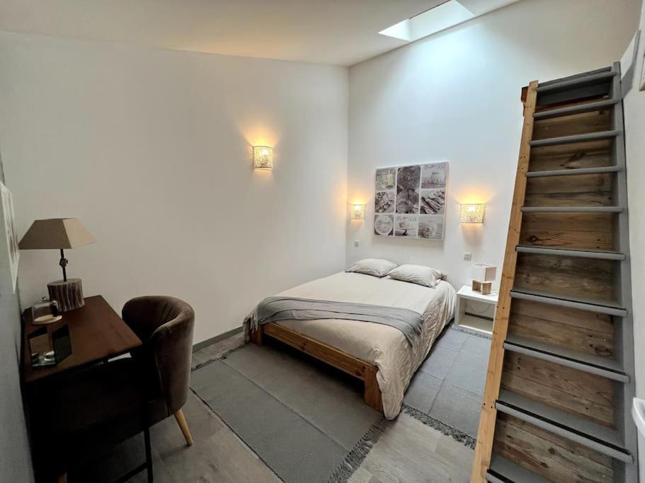 L'Escale Avec Jardin - Coeur De Ville La Rochelle  Eksteriør billede